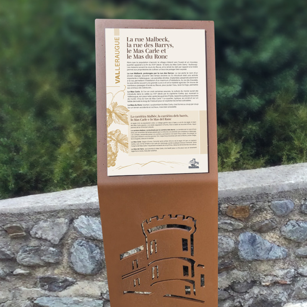 Création de panneaux pupitres pour un sentier patrimonial accompagné de son dépliant pour la ville de Valleraugue dans le Gard.